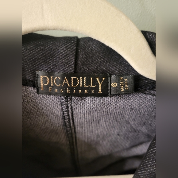 Piccadilly Fashions short puff-sleeve black denim jacket, size US 6 - Picture 4 of 7